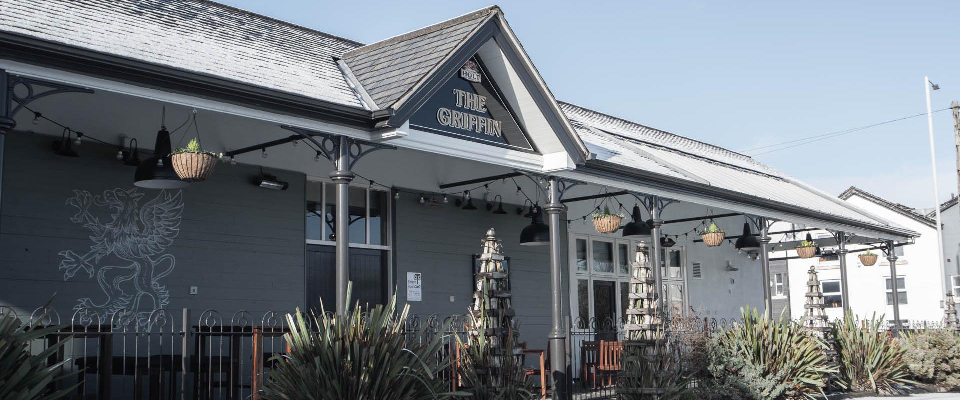 griffin heald green outside pub