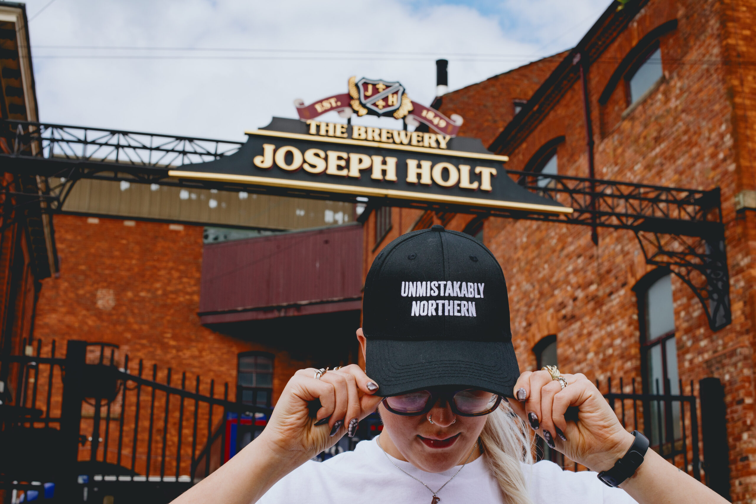 Unmistakably Northern Cap - Image 8